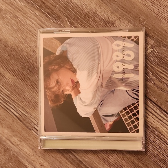 1989 (Taylor's Version) Aquamarine - Picture 1 of 1